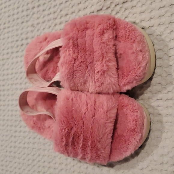Koolaburra by UGG Slippers Size 2 (#1) - Picture 1 of 8